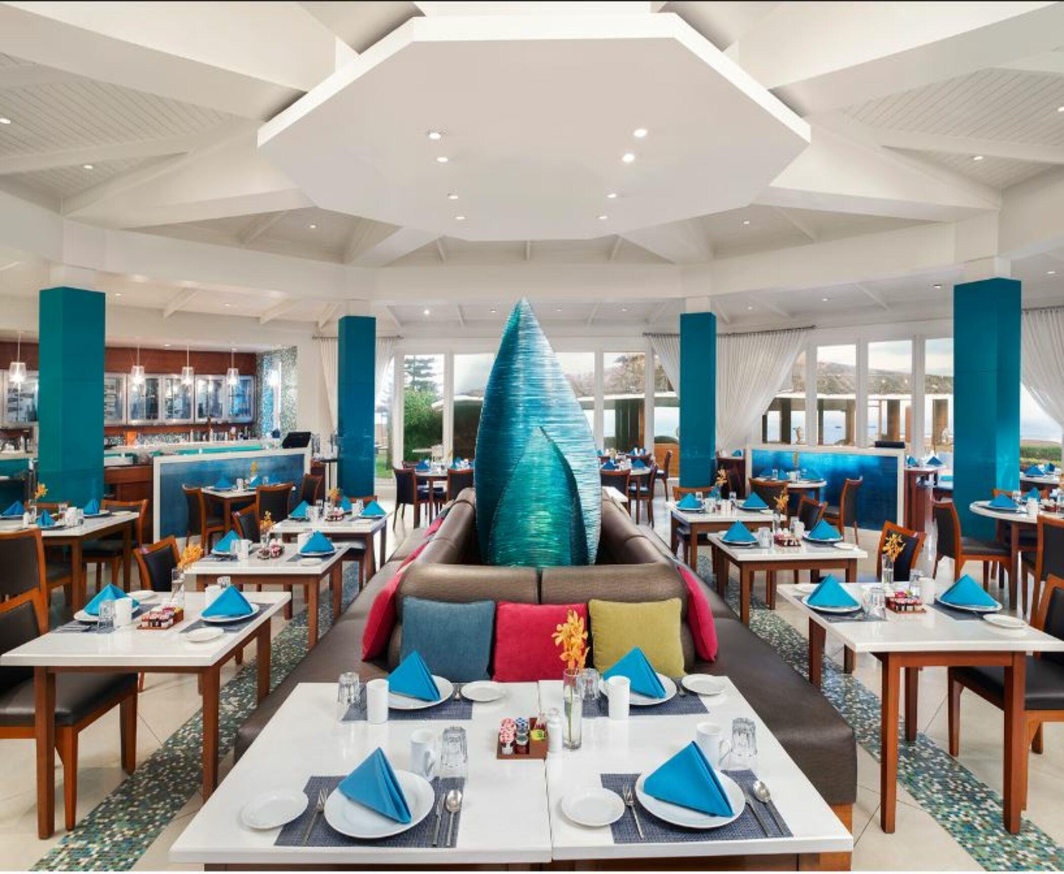 Taj Fort Aguada Resort & Spa, Goa 신궤림 외부 사진 The restaurant