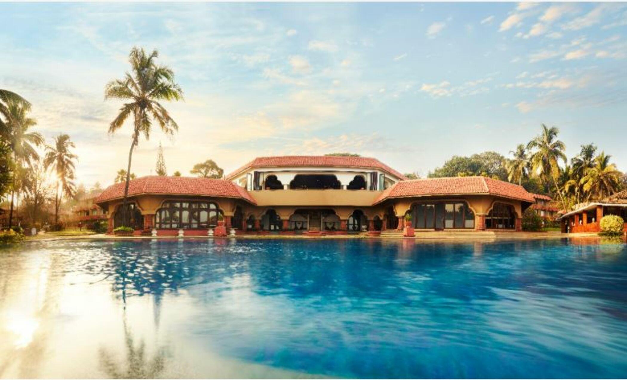 Taj Fort Aguada Resort & Spa, Goa 신궤림 외부 사진 Club House