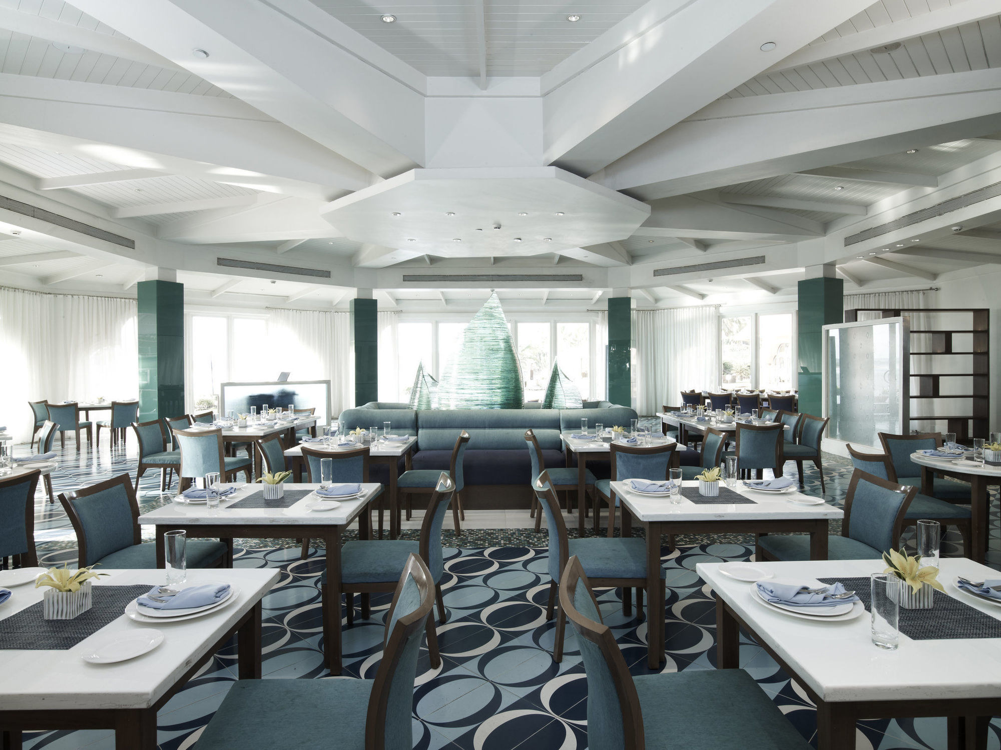 Taj Fort Aguada Resort & Spa, Goa 신궤림 레스토랑 사진 The restaurant
