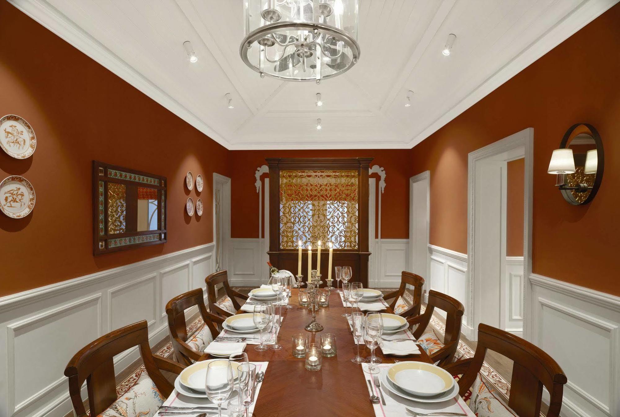 Taj Fort Aguada Resort & Spa, Goa 신궤림 외부 사진 The dining room